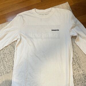 Patagonia Men's Off-White Long Sleeve Tee